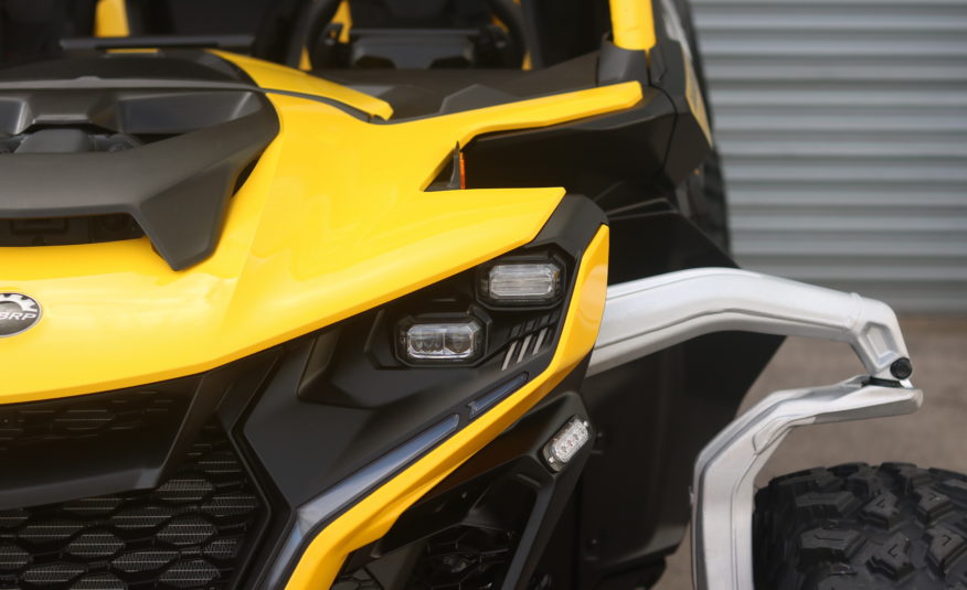 2024 (24) Can-Am Maverick 1000R X RS  DCT