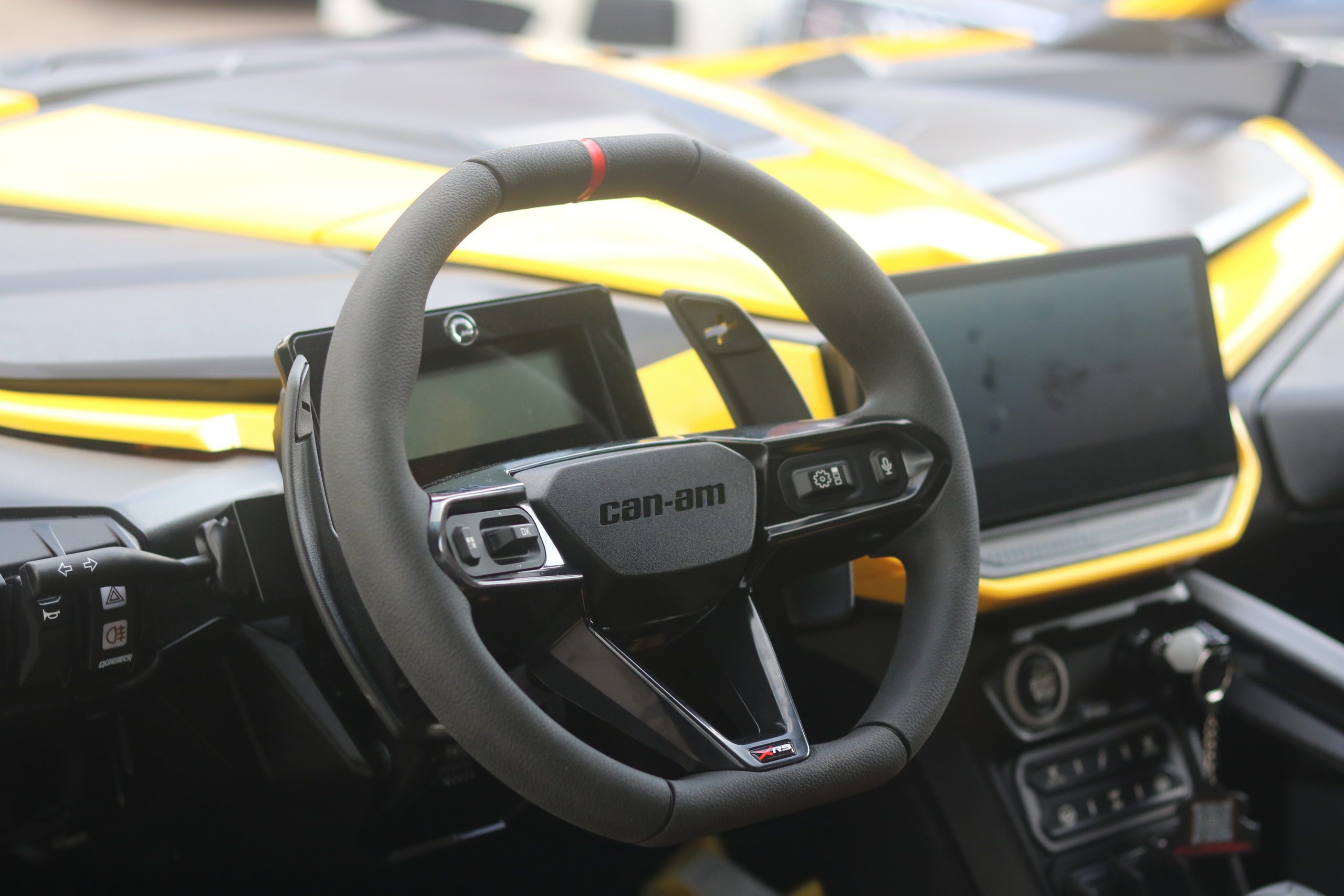 2024 (24) Can-Am Maverick 1000R X RS  DCT