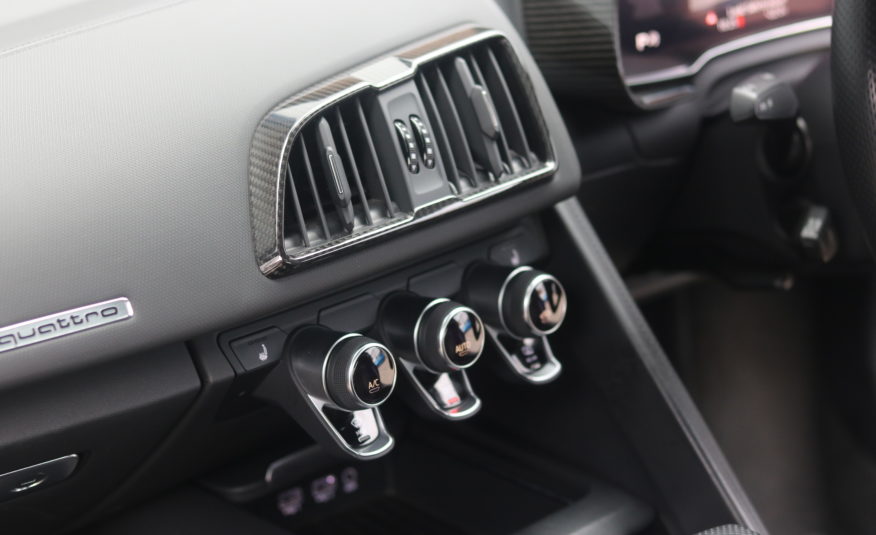 2020 (69) Audi R8 5.2 FSI V10 Performance Carbon Black Spyder S Tronic quattro Euro 6 (s/s) 2dr