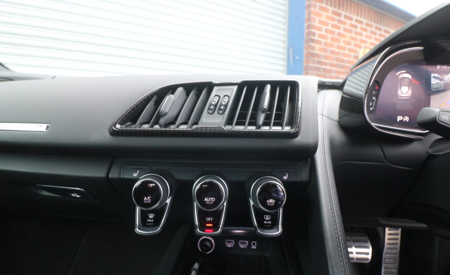 2020 (69) Audi R8 5.2 FSI V10 Performance Carbon Black Spyder S Tronic quattro Euro 6 (s/s) 2dr