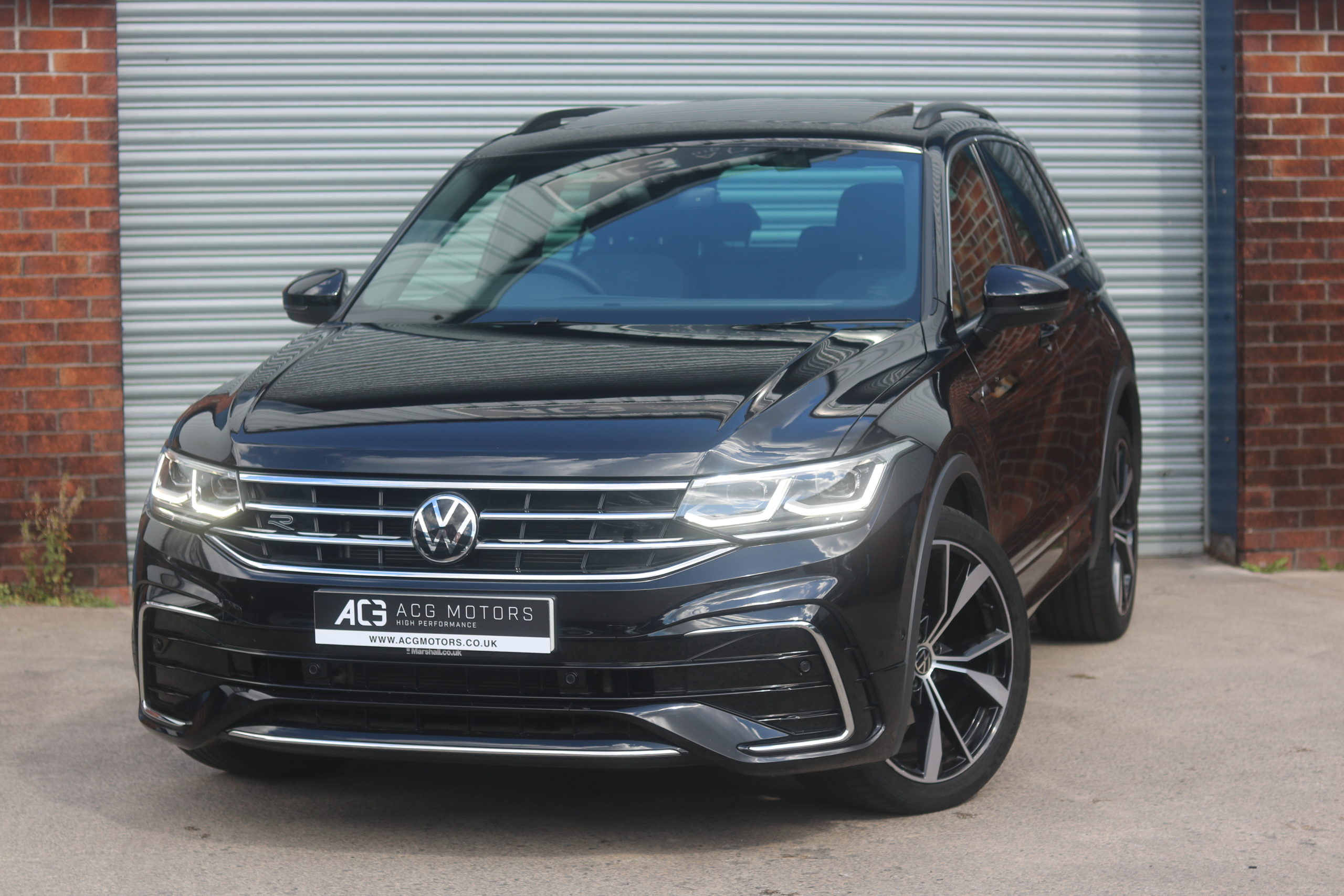 2022 (22) Volkswagen Tiguan 1.5 TSI R-Line DSG Euro 6 (s/s) 5dr