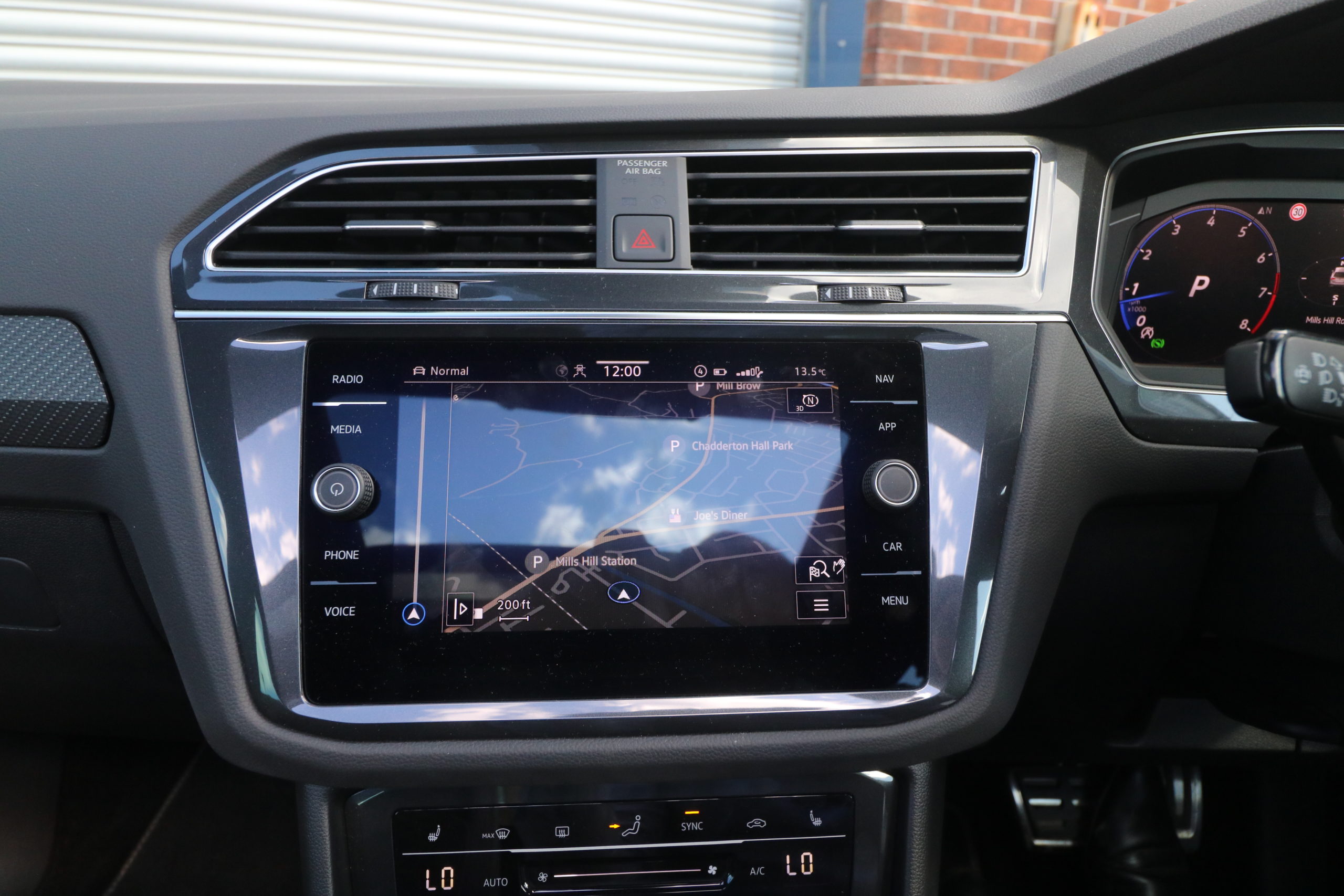 2022 (22) Volkswagen Tiguan 1.5 TSI R-Line DSG Euro 6 (s/s) 5dr