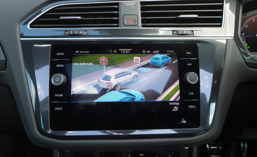 2022 (22) Volkswagen Tiguan 1.5 TSI R-Line DSG Euro 6 (s/s) 5dr