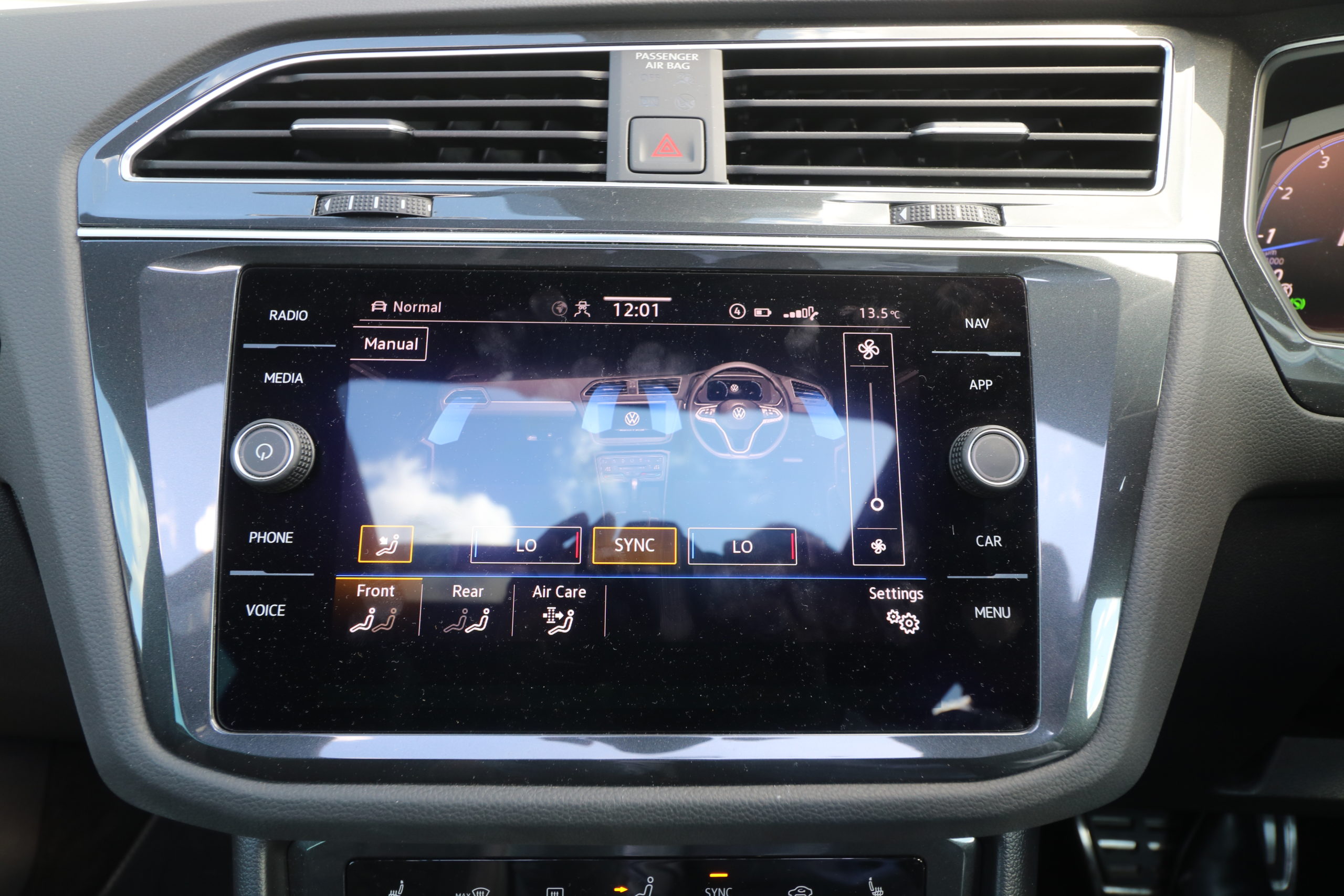 2022 (22) Volkswagen Tiguan 1.5 TSI R-Line DSG Euro 6 (s/s) 5dr