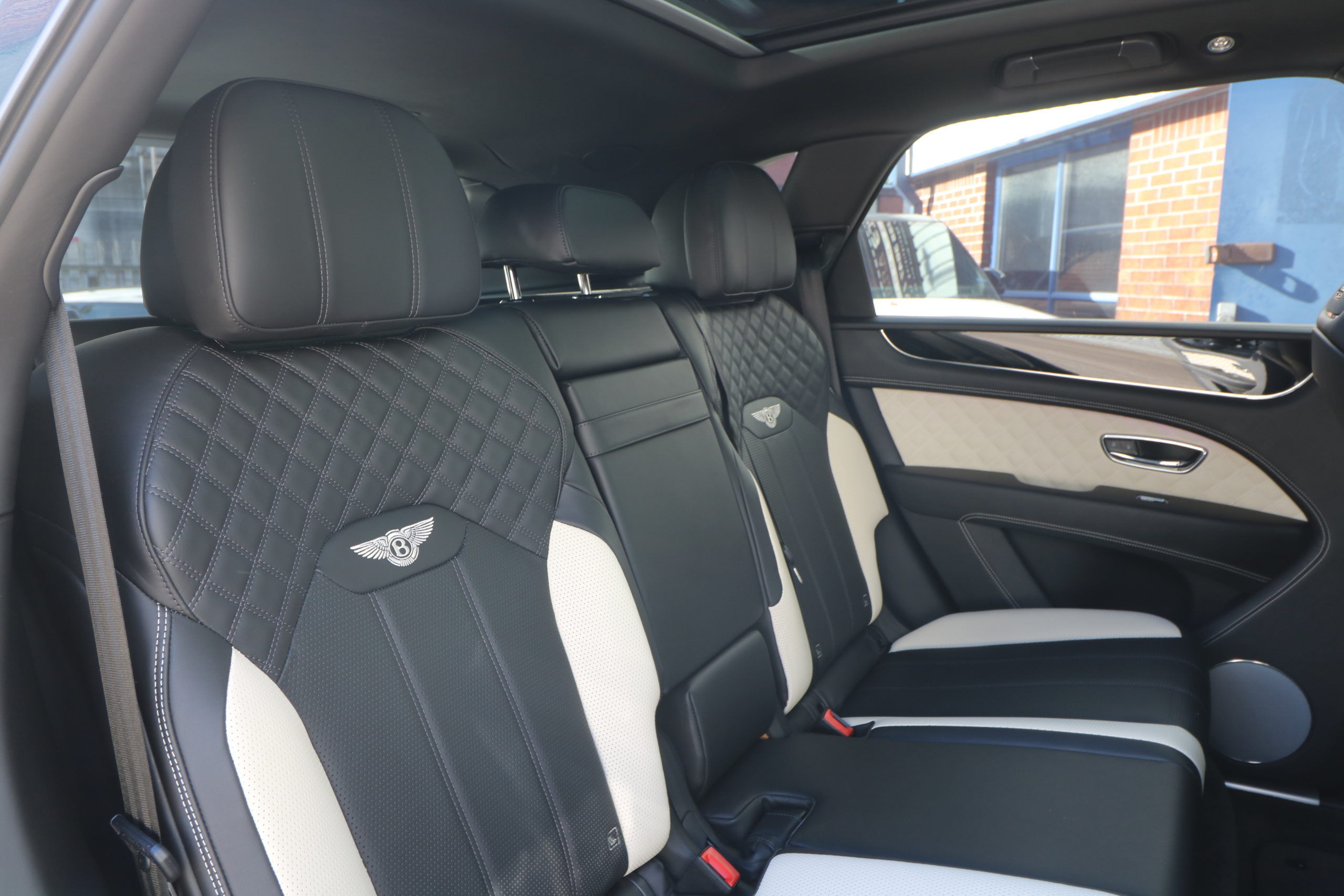 2021 (71) Bentley Bentayga 4.0 V8 Base Auto 4WD Euro 6 (s/s) 5dr