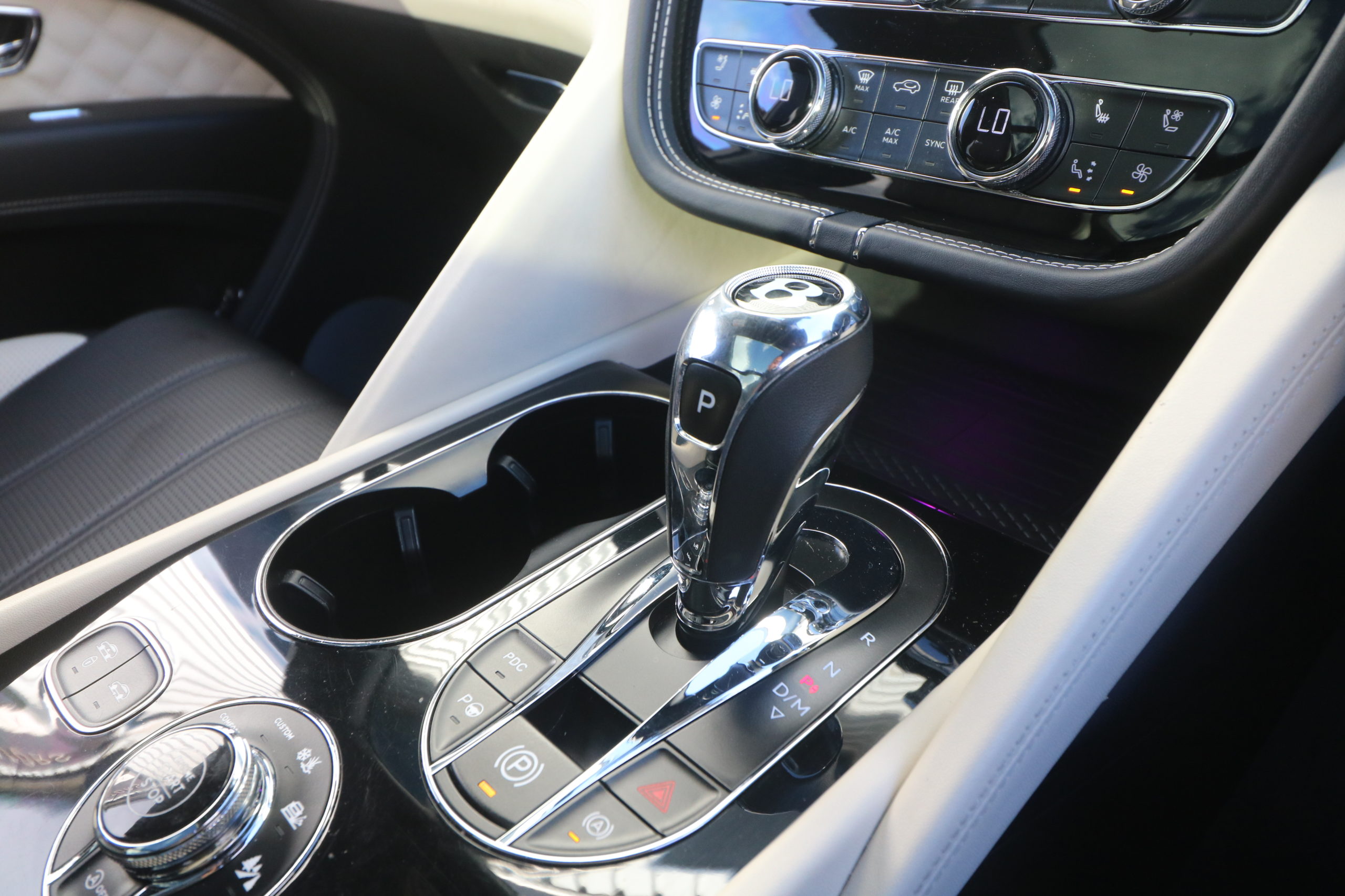 2021 (71) Bentley Bentayga 4.0 V8 Base Auto 4WD Euro 6 (s/s) 5dr