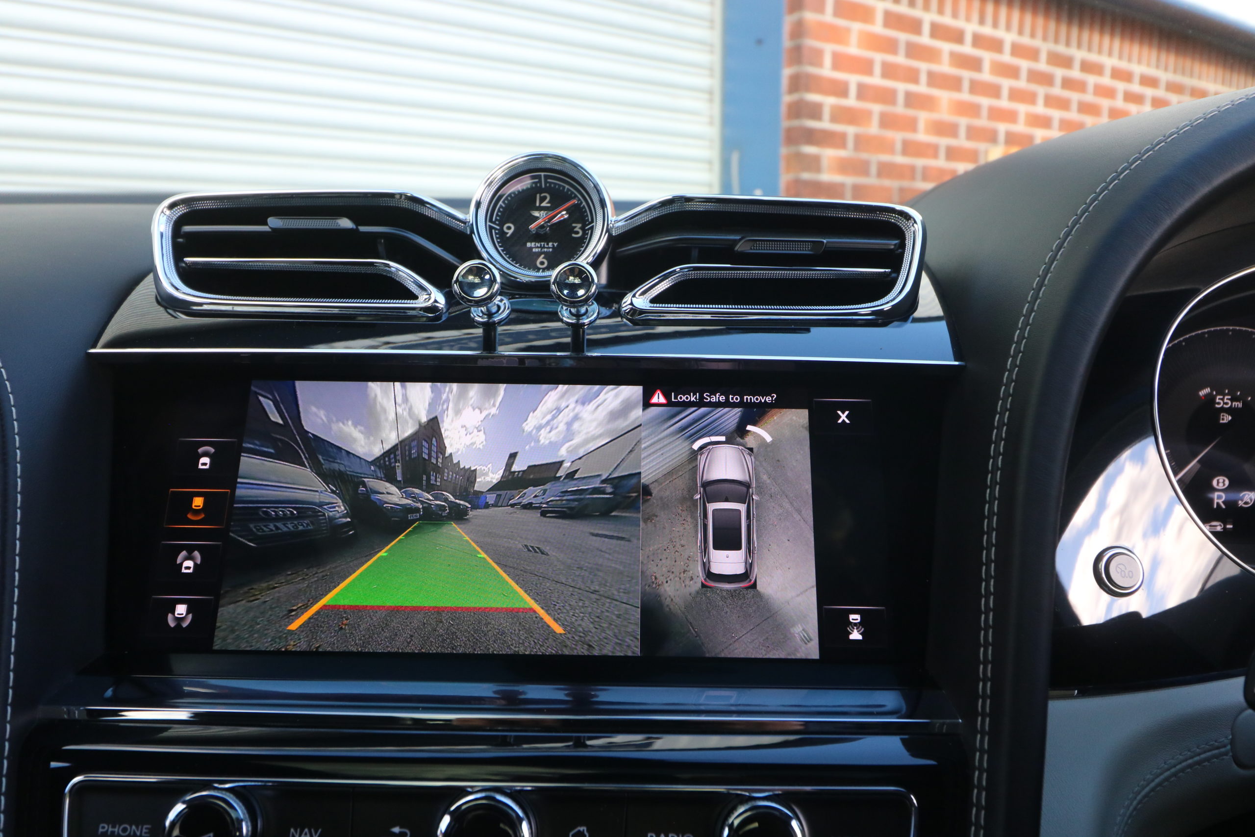 2021 (71) Bentley Bentayga 4.0 V8 Base Auto 4WD Euro 6 (s/s) 5dr