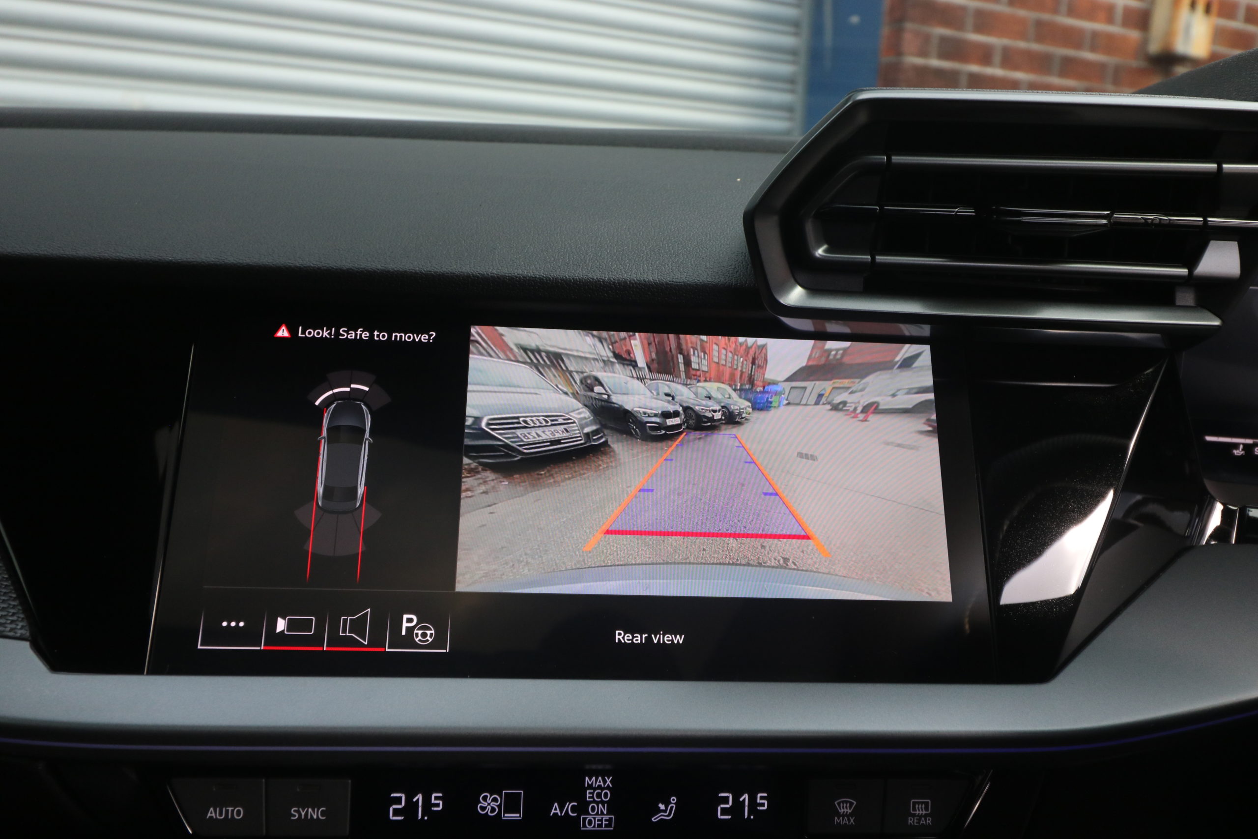 2025 (25) Audi RS3 2.5 TFSI Carbon Vorsprung S Tronic quattro Euro 6 (s/s) 4dr