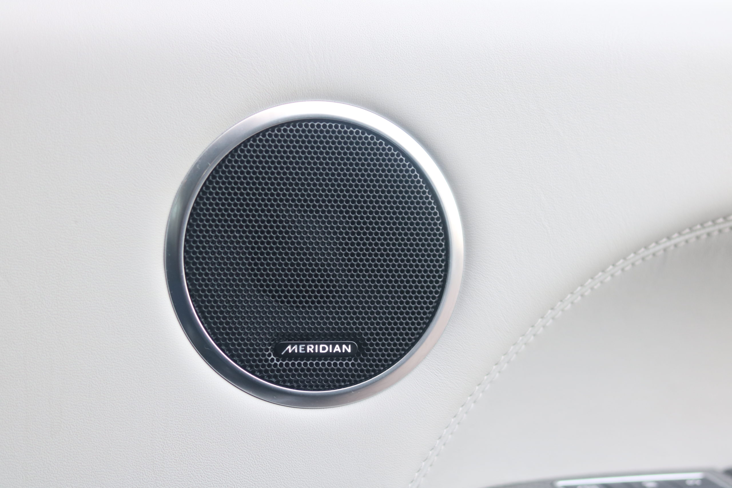 2022 (22) Land Rover Range Rover Sport 5.0 P575 V8 SVR Auto 4WD Euro 6 (s/s) 5dr