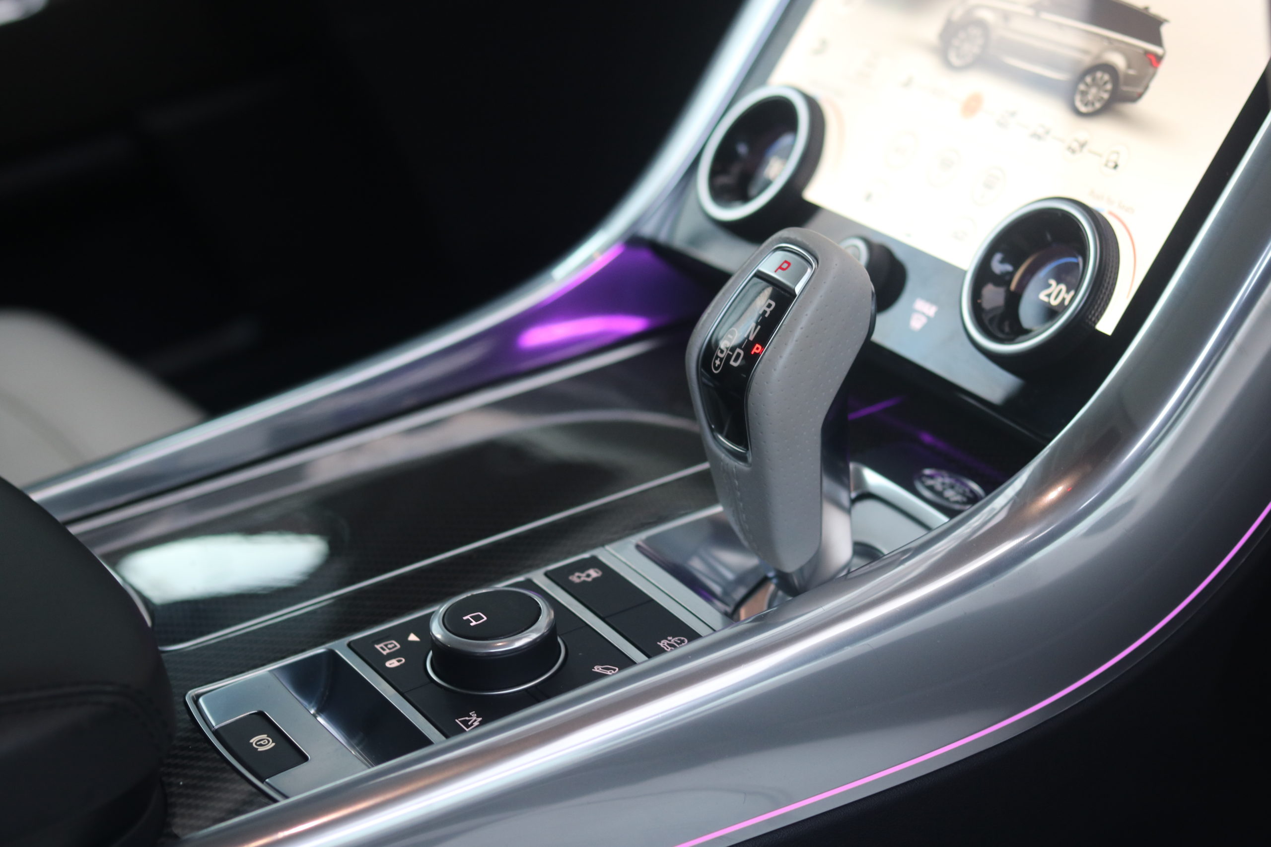 2022 (22) Land Rover Range Rover Sport 5.0 P575 V8 SVR Auto 4WD Euro 6 (s/s) 5dr