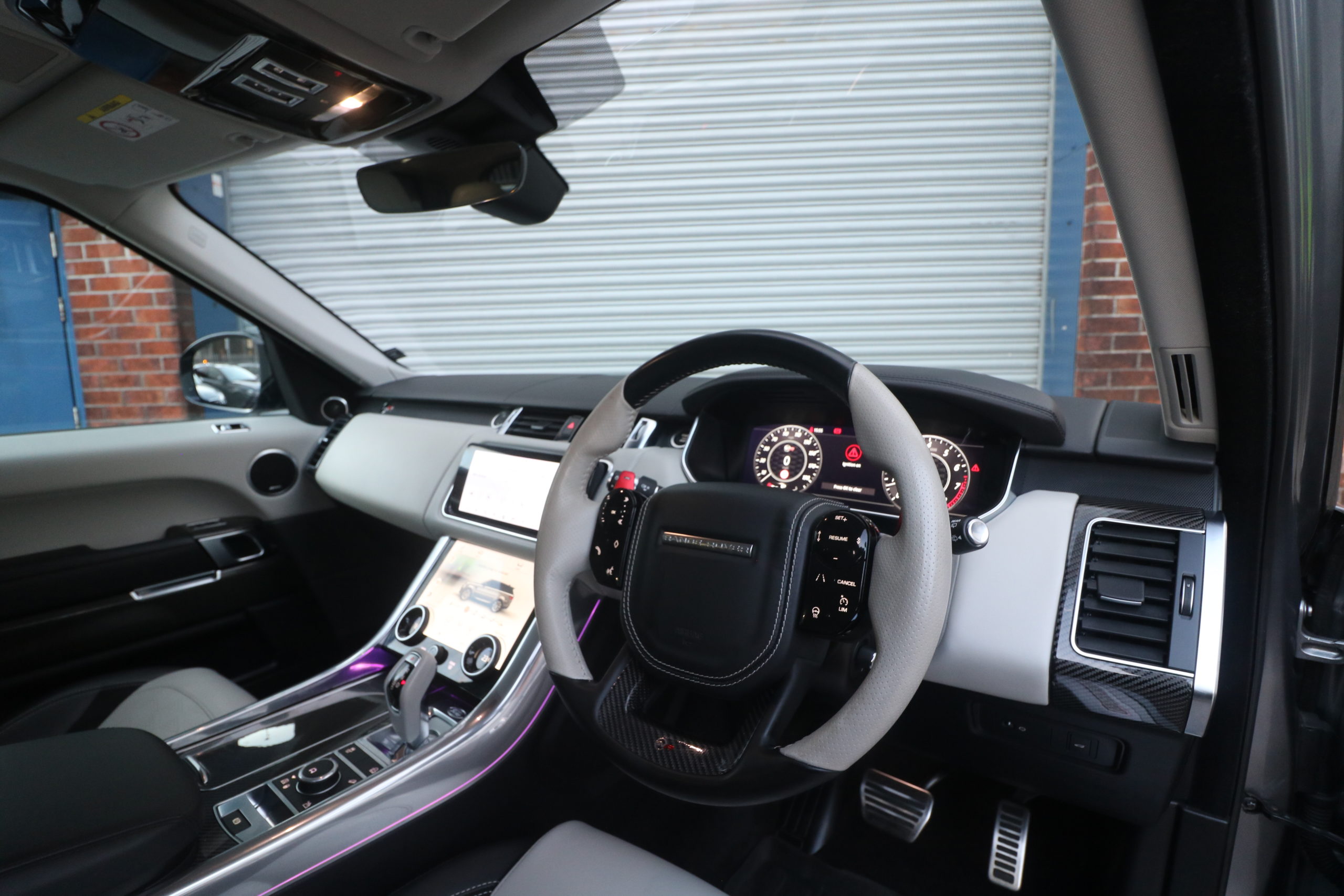 2022 (22) Land Rover Range Rover Sport 5.0 P575 V8 SVR Auto 4WD Euro 6 (s/s) 5dr