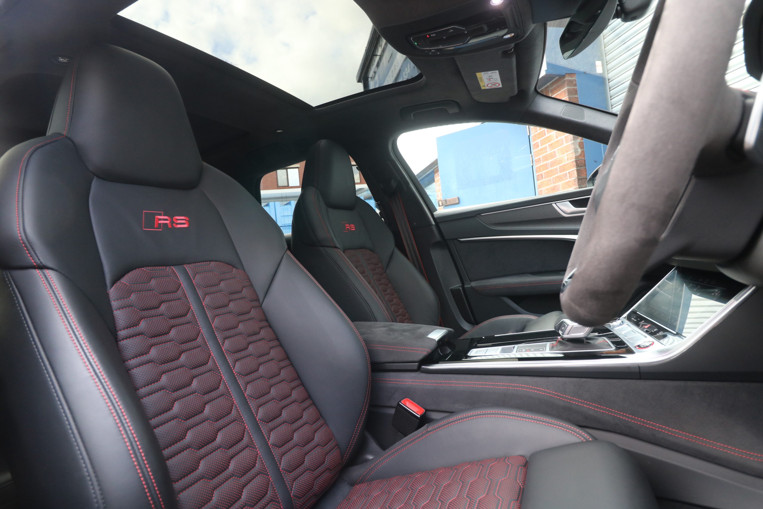 2023 (73) Audi RS6 Avant 4.0 TFSI V8 Performance Carbon Vorsprung Tiptronic quattro Euro 6 (s/s) 5dr