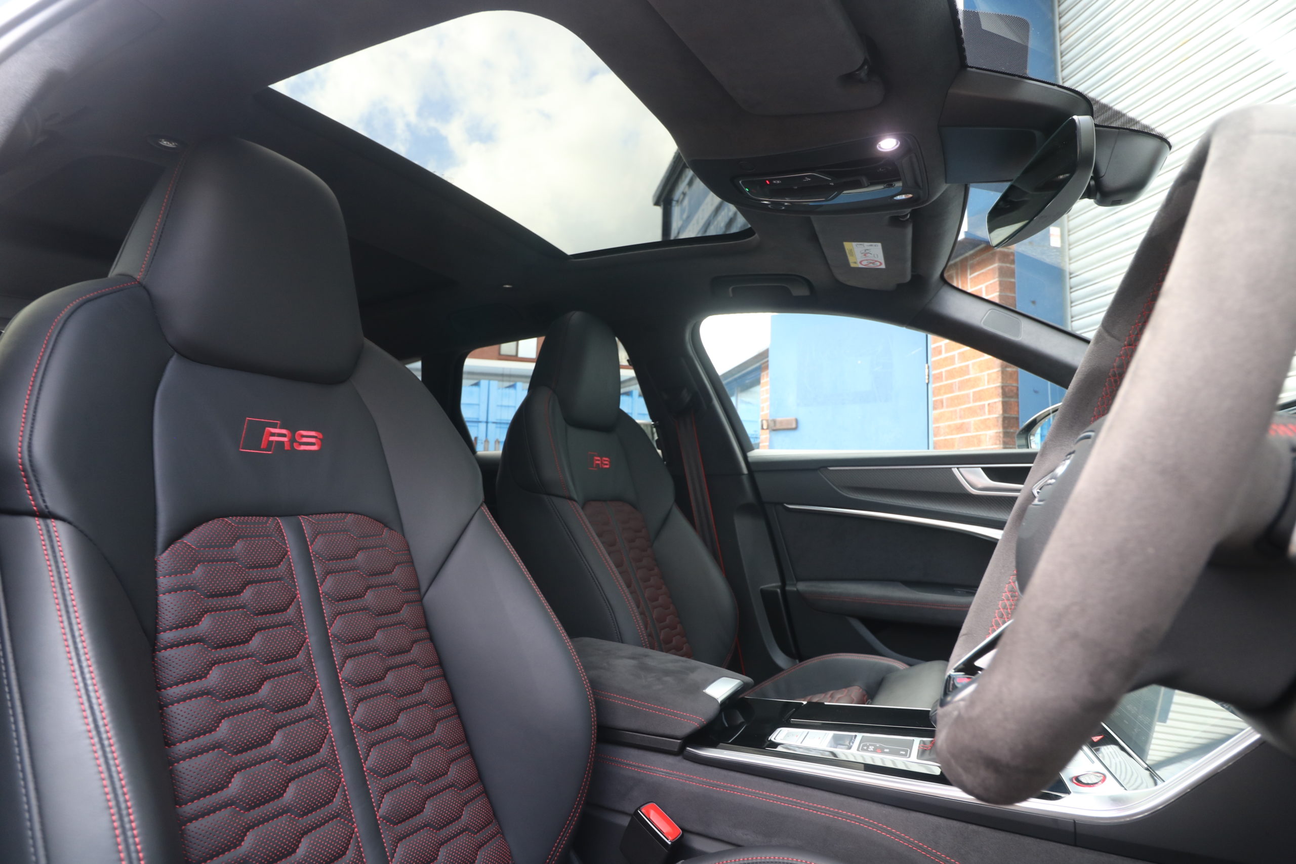 2023 (73) Audi RS6 Avant 4.0 TFSI V8 Performance Carbon Vorsprung Tiptronic quattro Euro 6 (s/s) 5dr