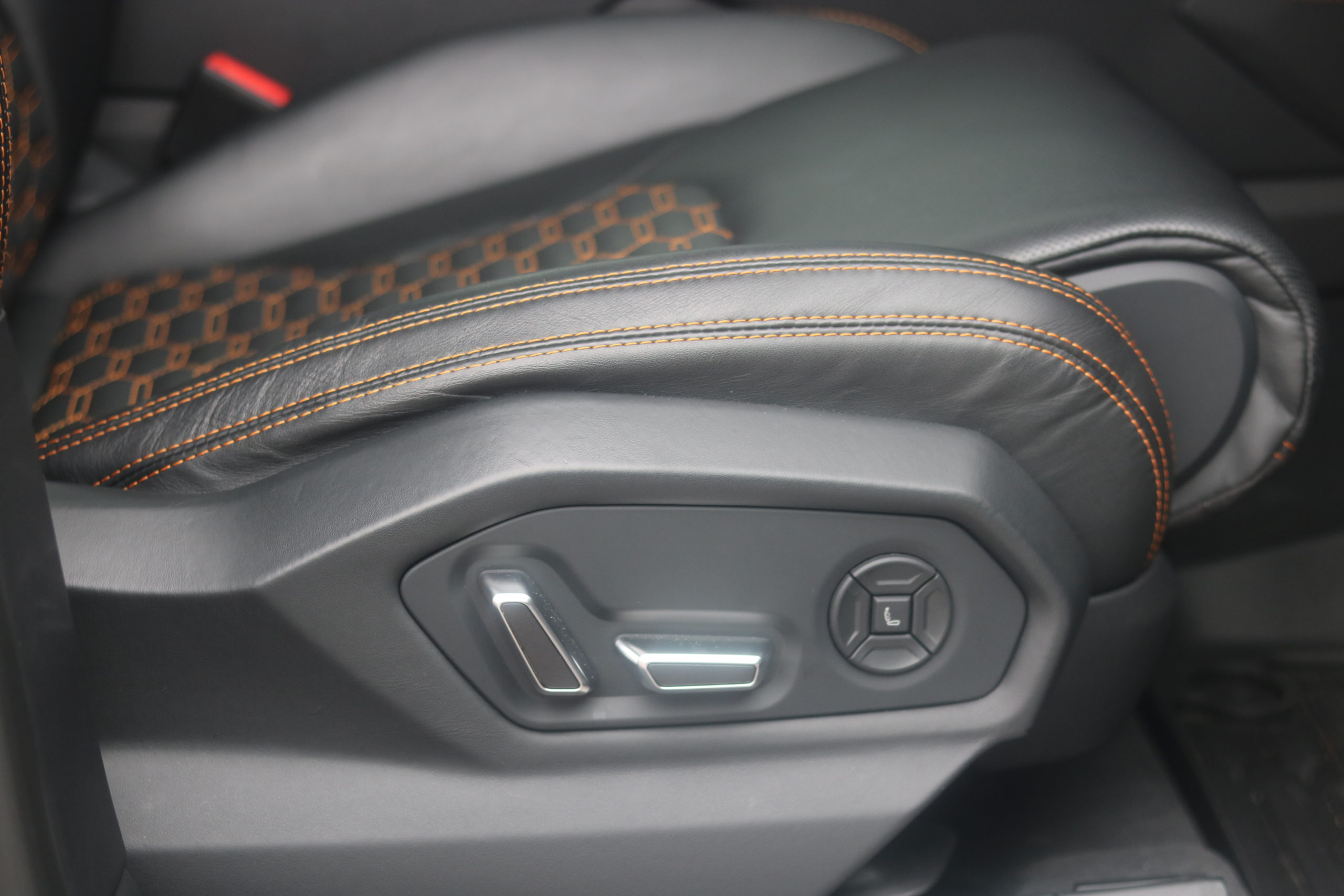 2022 (22) Lamborghini Urus 4.0 V8 BiTurbo Auto 4WD Euro 6 5dr