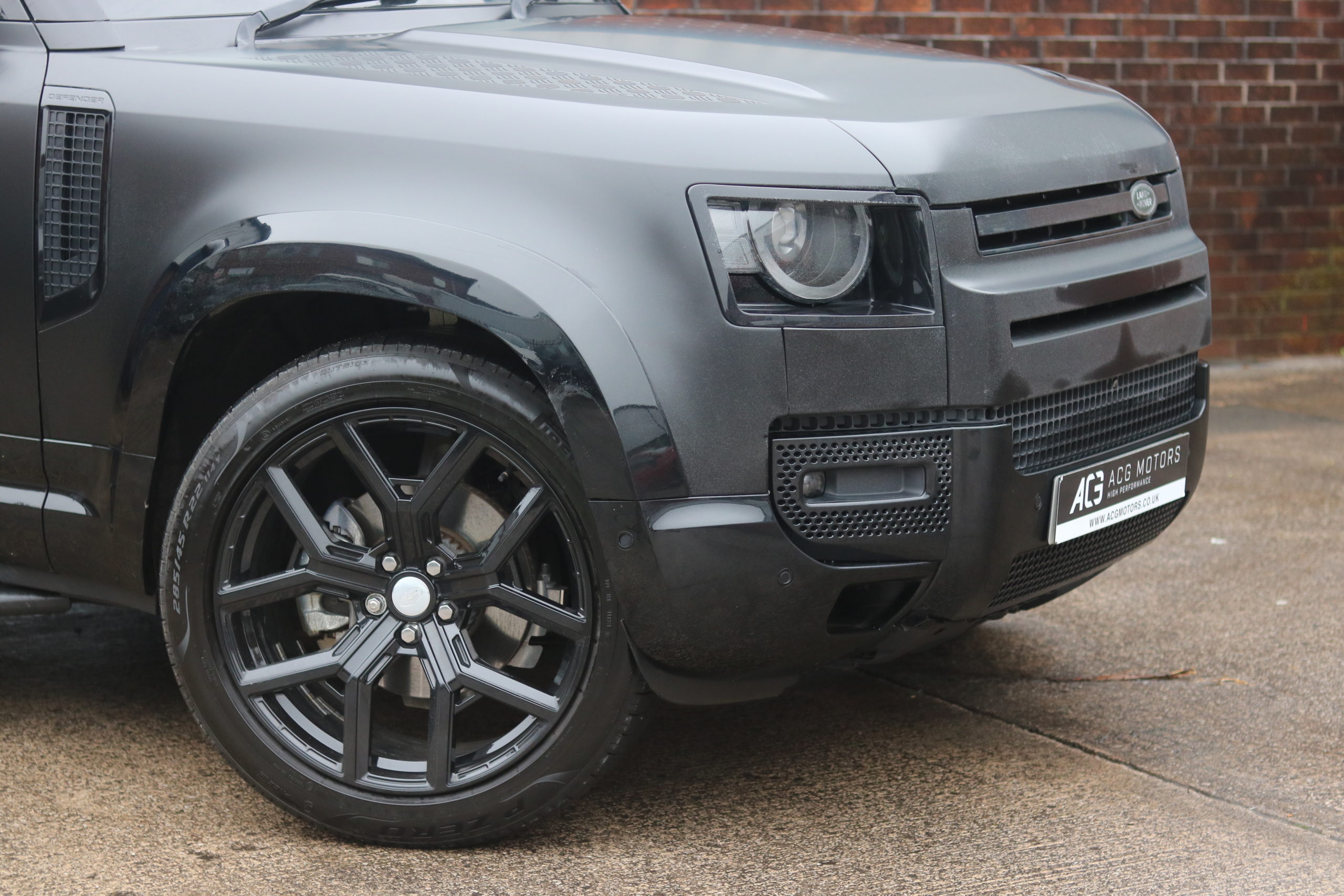 2023 (23) Land Rover Defender 110 3.0 D250 MHEV HSE Auto 4WD Euro 6 (s/s) 5dr