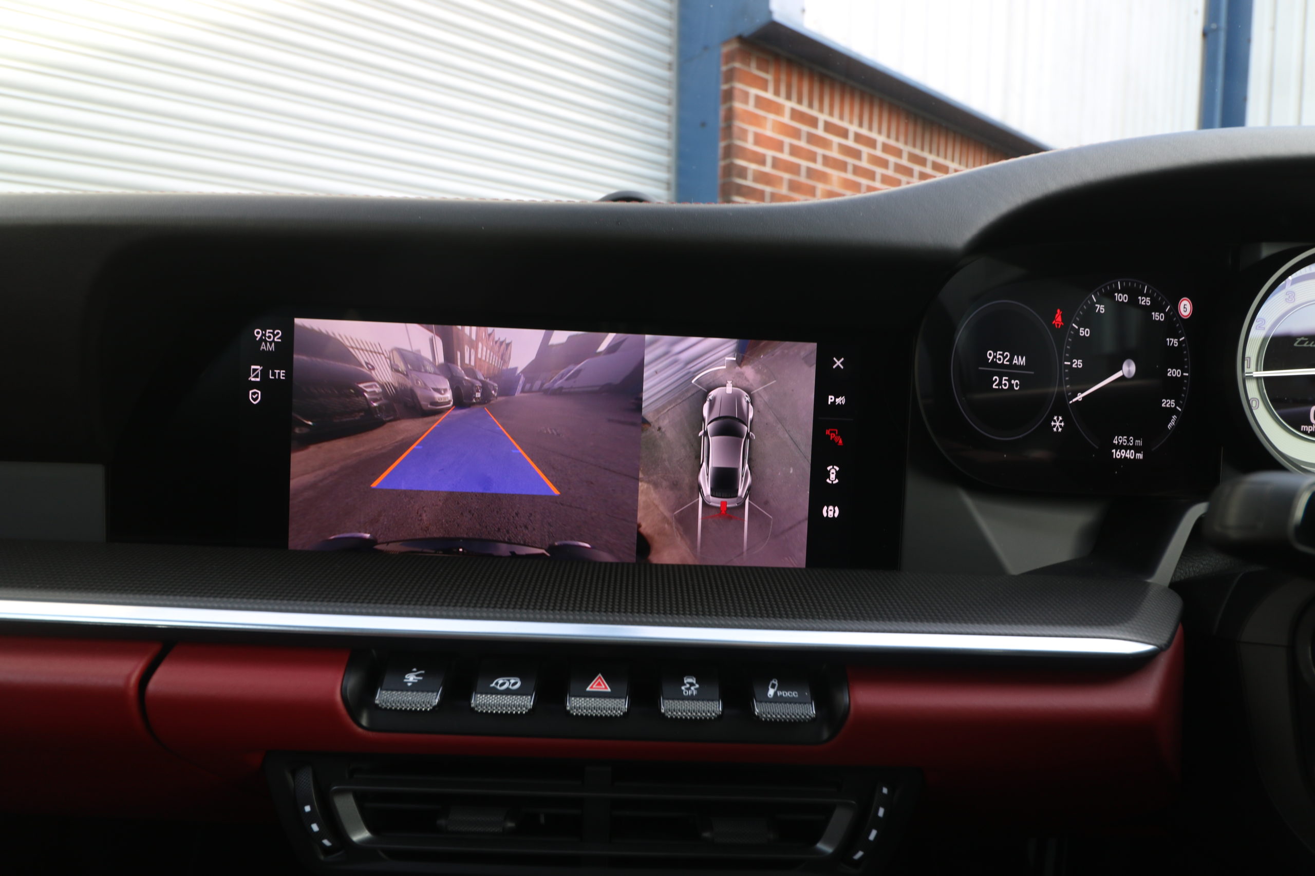 2022 (72) Porsche 911 3.7T 992 Turbo S PDK 4WD Euro 6 (s/s) 2dr