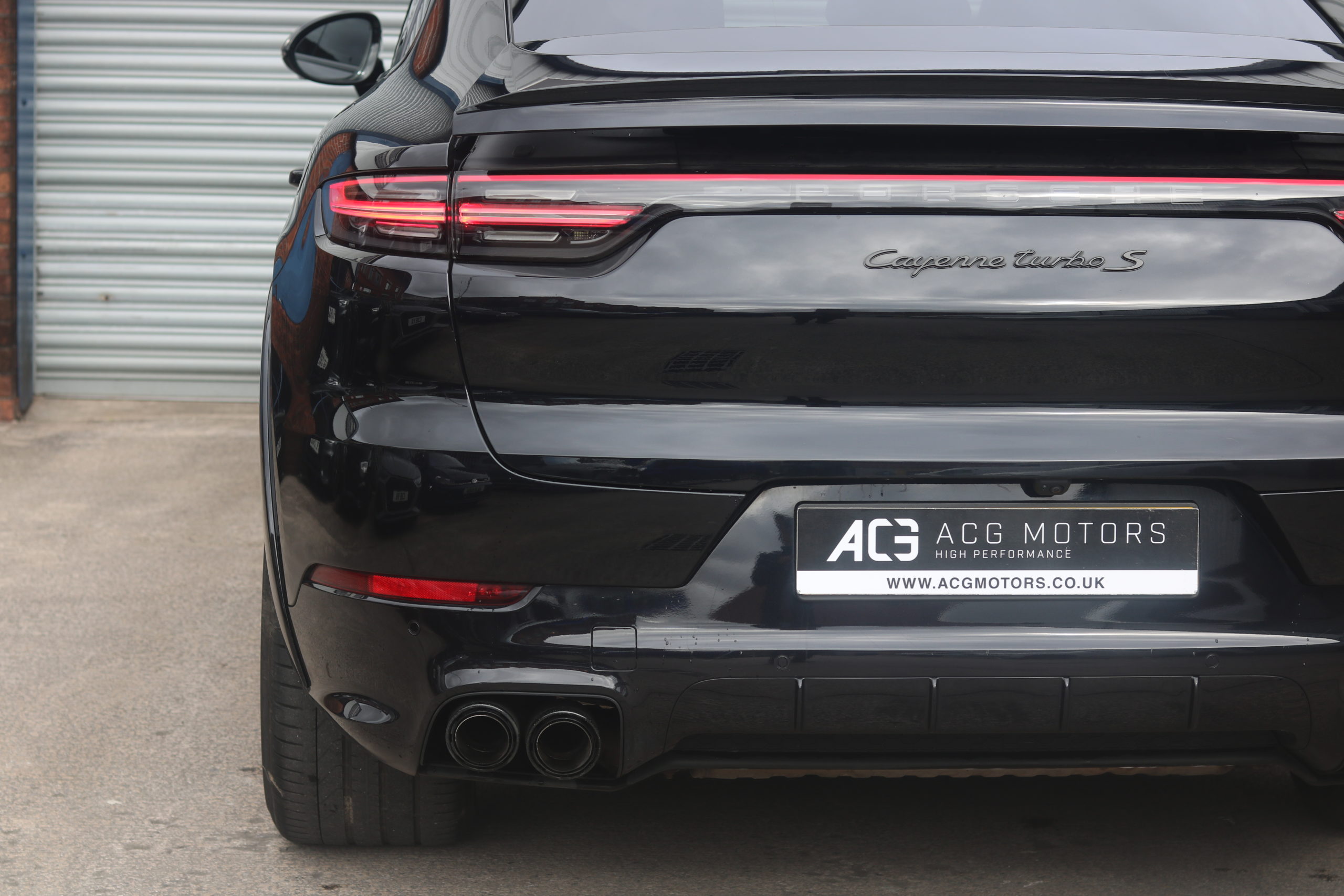 2021 (21) Porsche Cayenne 4.0 V8 E-Hybrid 17.9kWh Turbo S TiptronicS 4WD Euro 6 (s/s) 5dr