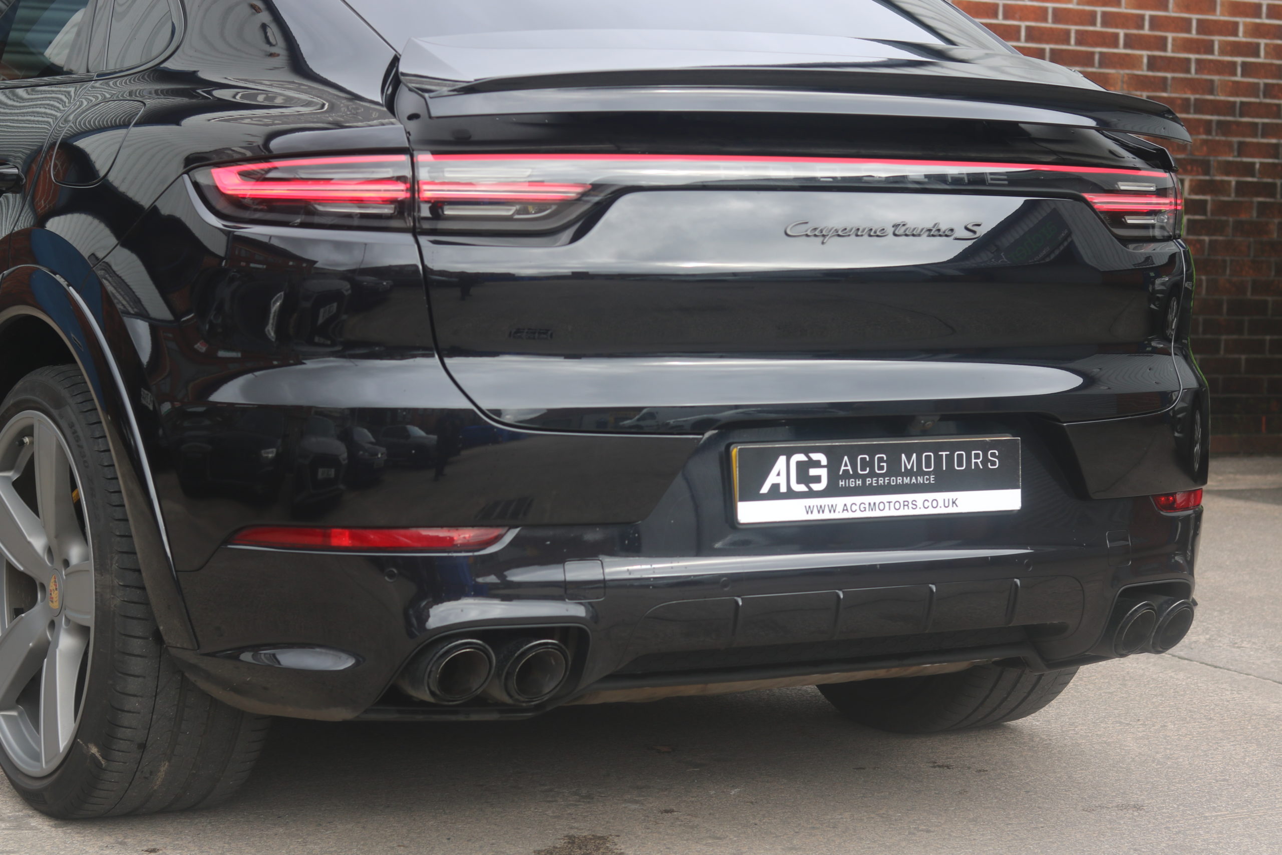 2021 (21) Porsche Cayenne 4.0 V8 E-Hybrid 17.9kWh Turbo S TiptronicS 4WD Euro 6 (s/s) 5dr