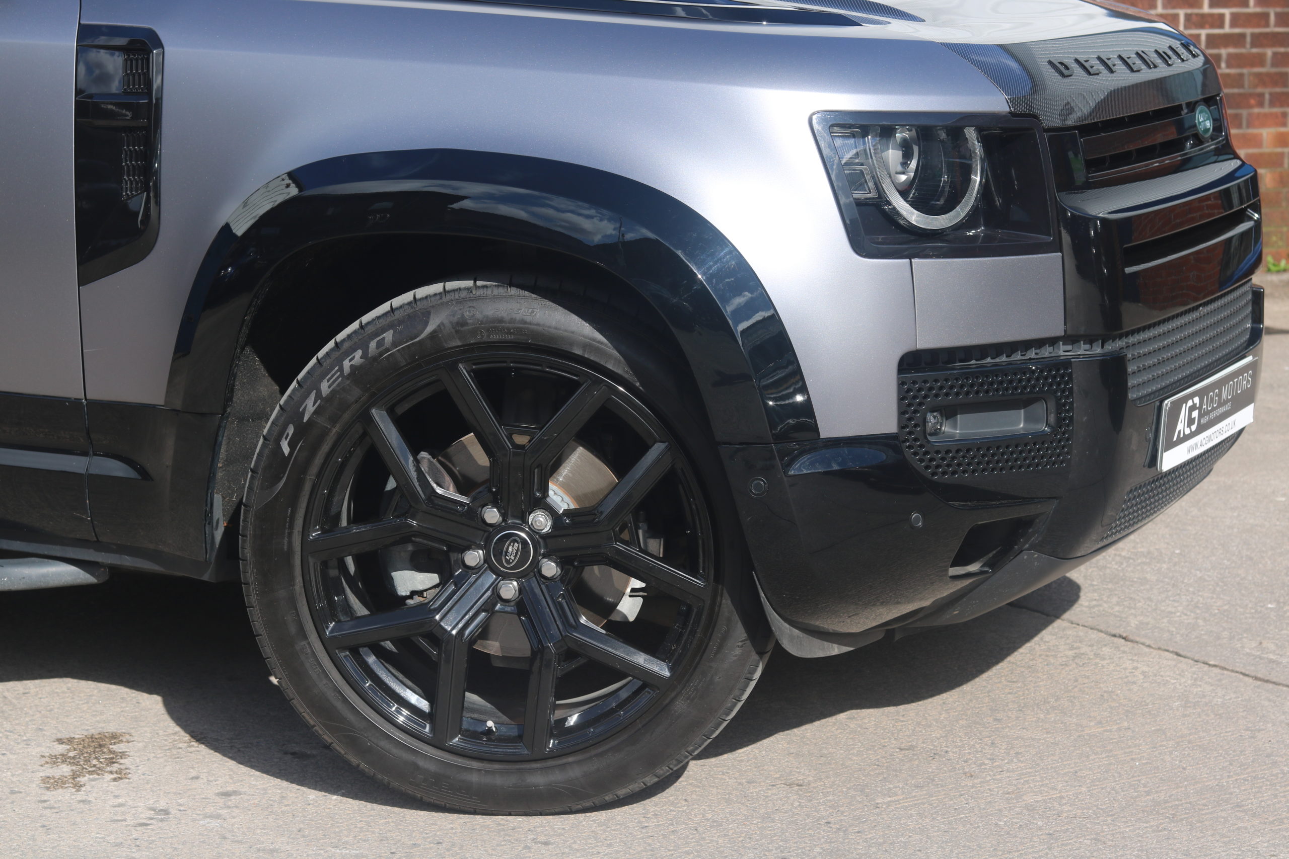 2023 (23) Land Rover Defender 110 3.0 D250 MHEV HSE Auto 4WD Euro 6 (s/s) 5dr