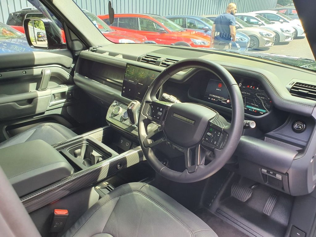 2023 (73) Land Rover Defender 110 3.0 D300 MHEV X-Dynamic HSE Auto 4WD Euro 6 (s/s) 5dr