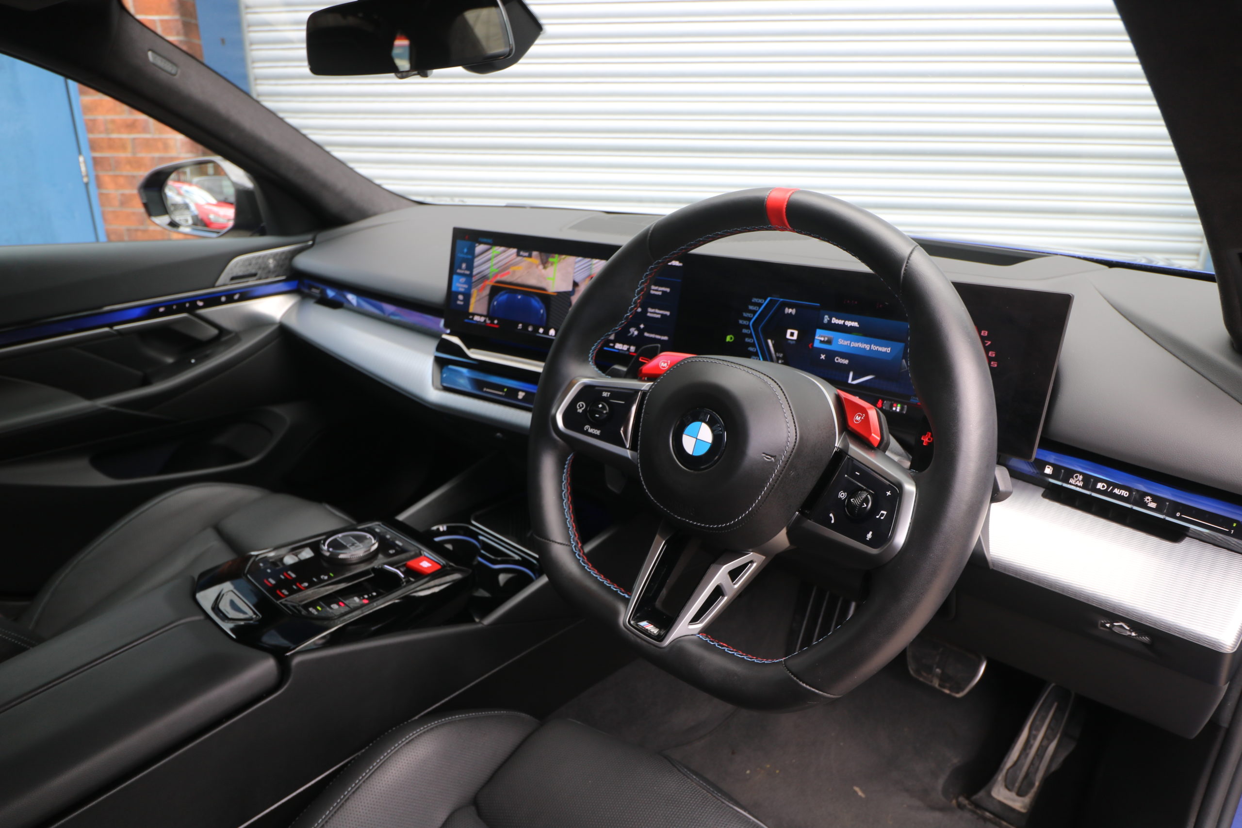 2025 (75) BMW M5 4.4 22.1kWh Steptronic xDrive Euro 6 (s/s) 4dr