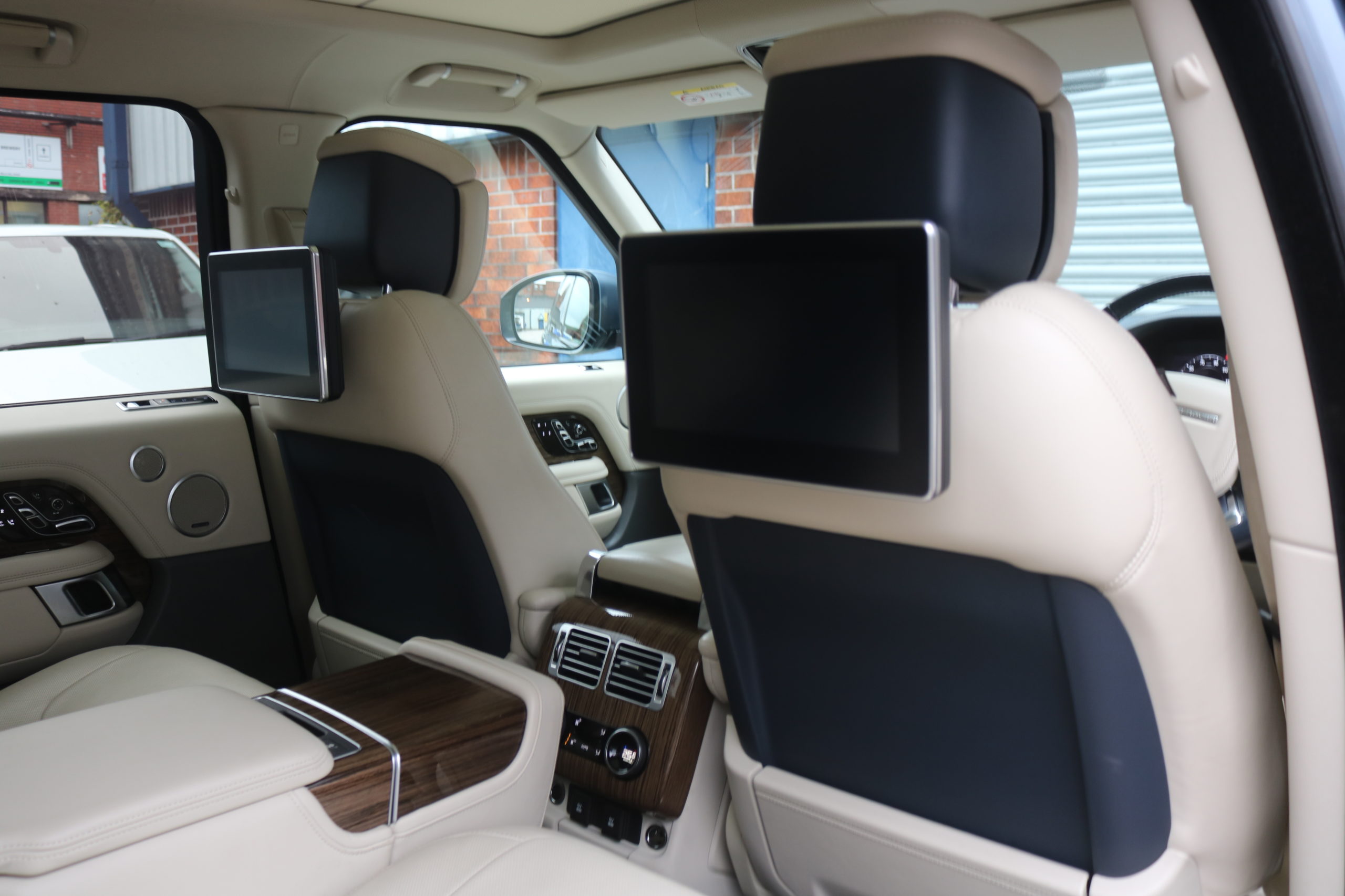 2018 (68) Land Rover Range Rover 3.0 TD V6 Autobiography Auto 4WD Euro 6 (s/s) 5dr